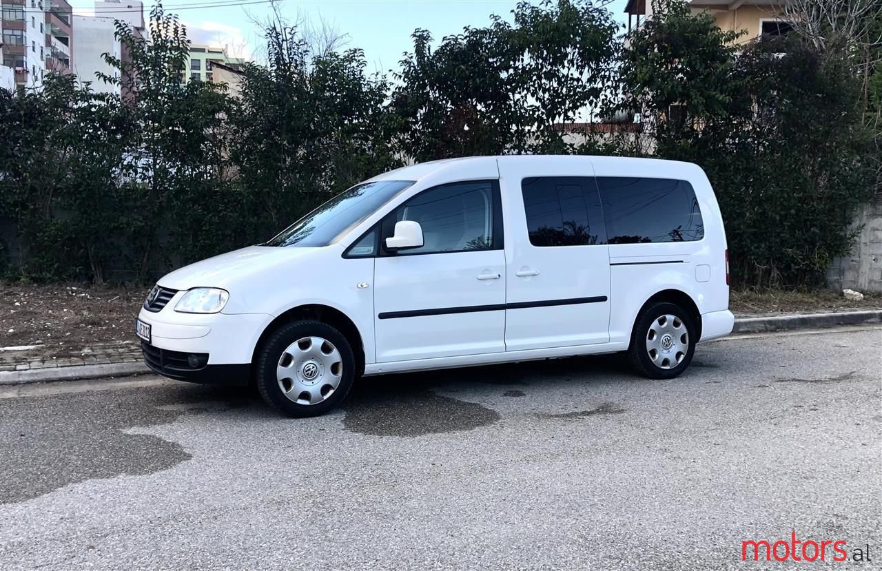 2009' Volkswagen Caddy photo #3