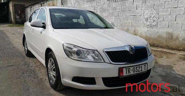 2009' Skoda Octavia photo #2