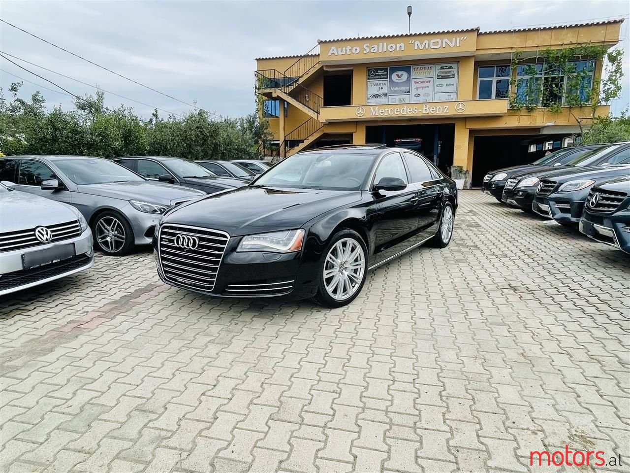 2014' Audi A8 photo #1