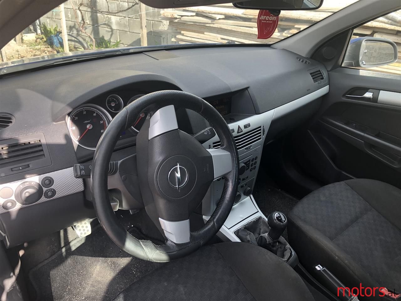 2004' Opel Astra photo #5