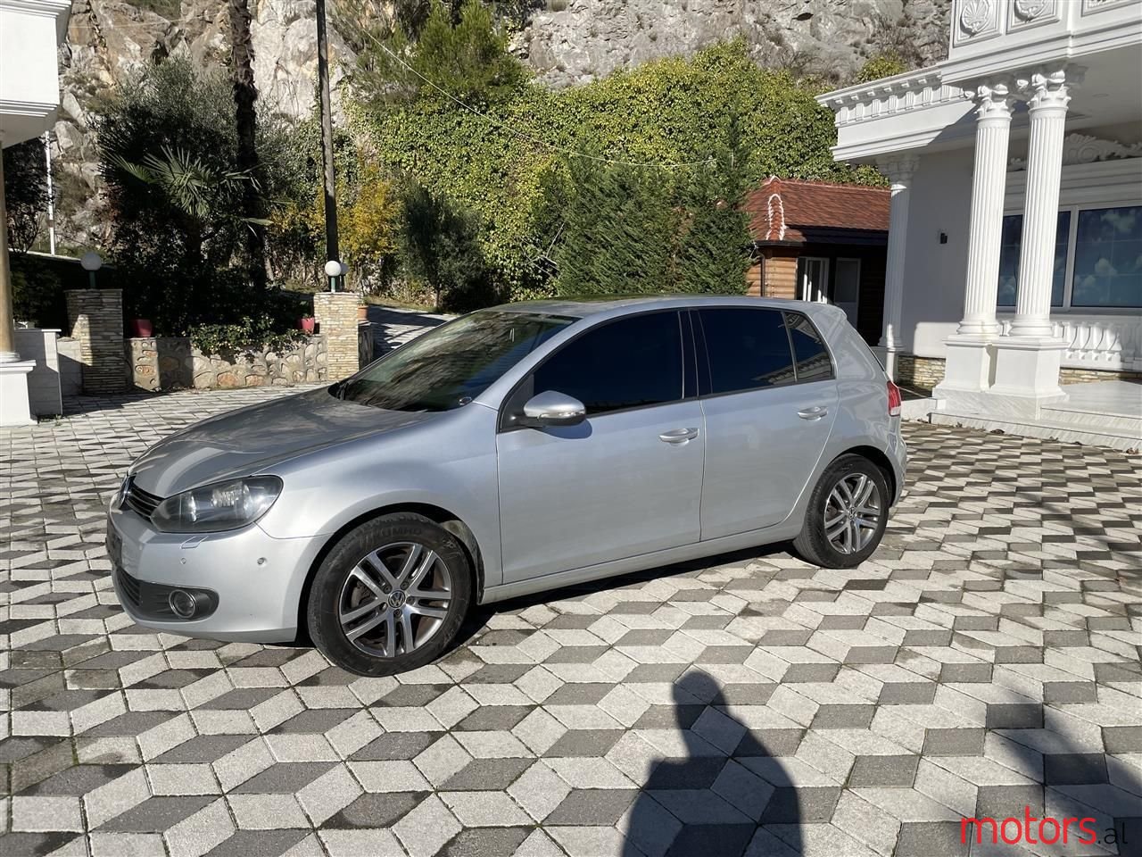 2012' Volkswagen Golf photo #4