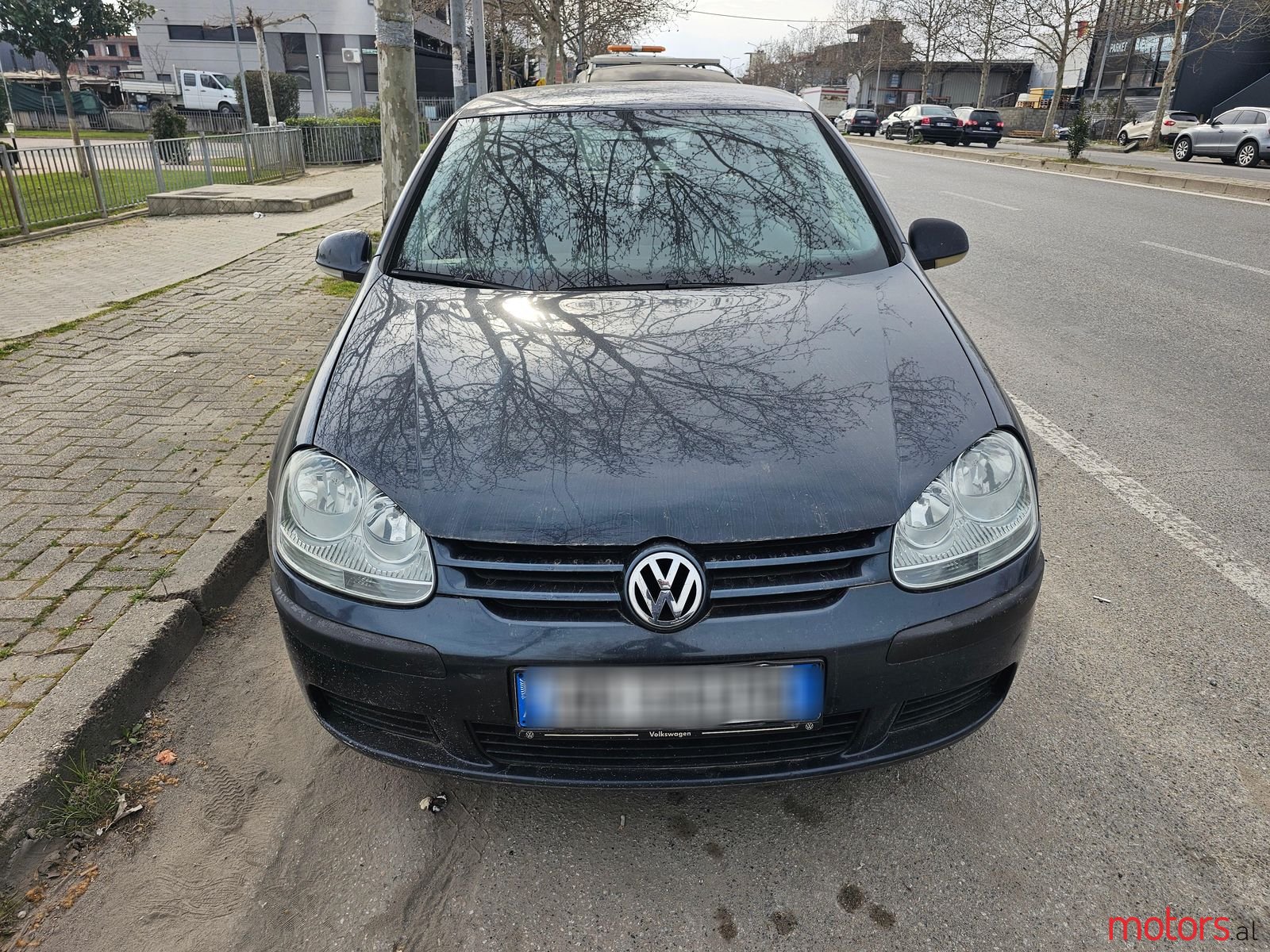 2005' Volkswagen Golf photo #1