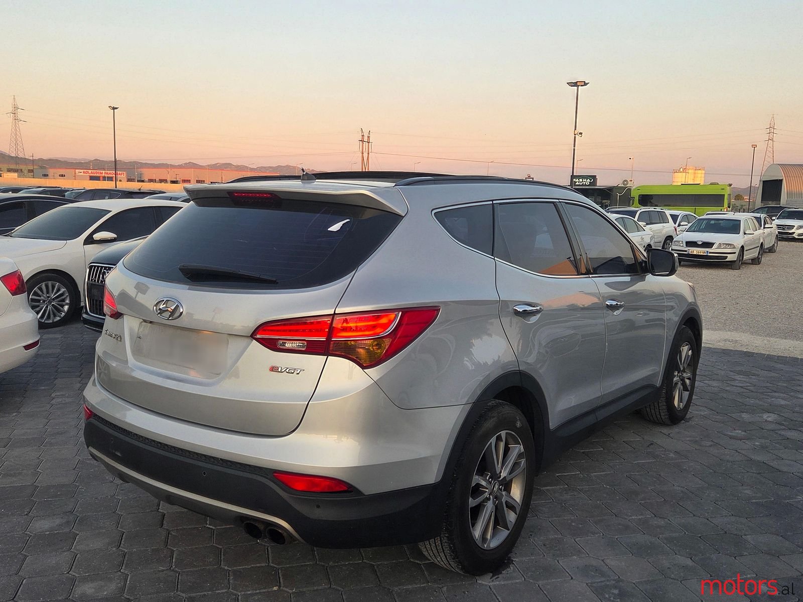 2014' Hyundai Santa Fe photo #3