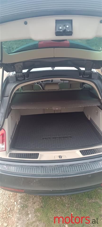 2011' Opel Insignia photo #4