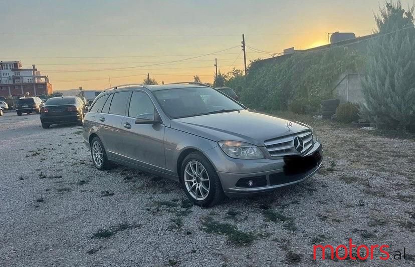 2009' Mercedes-Benz C 220 photo #3