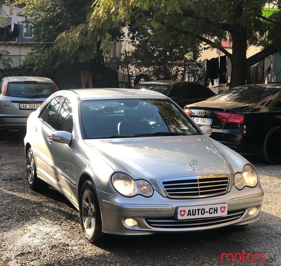 2005' Mercedes-Benz C 200 photo #1