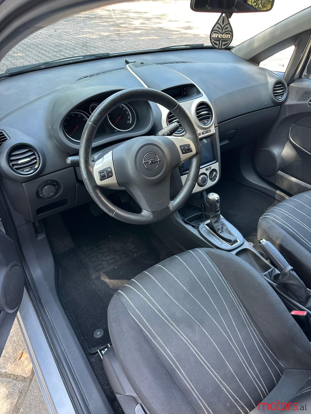 2008' Opel Corsa photo #3