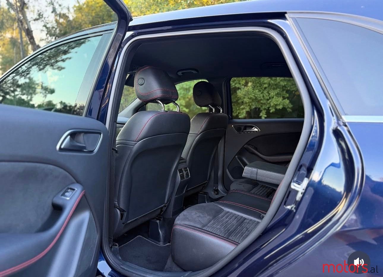 2017' Mercedes-Benz B 160 photo #2