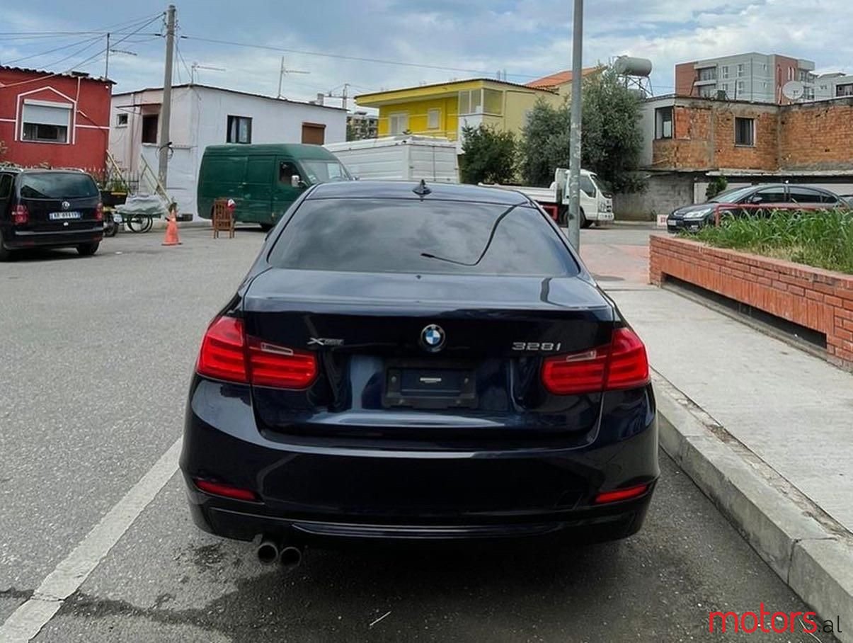 2014' BMW 328 photo #4