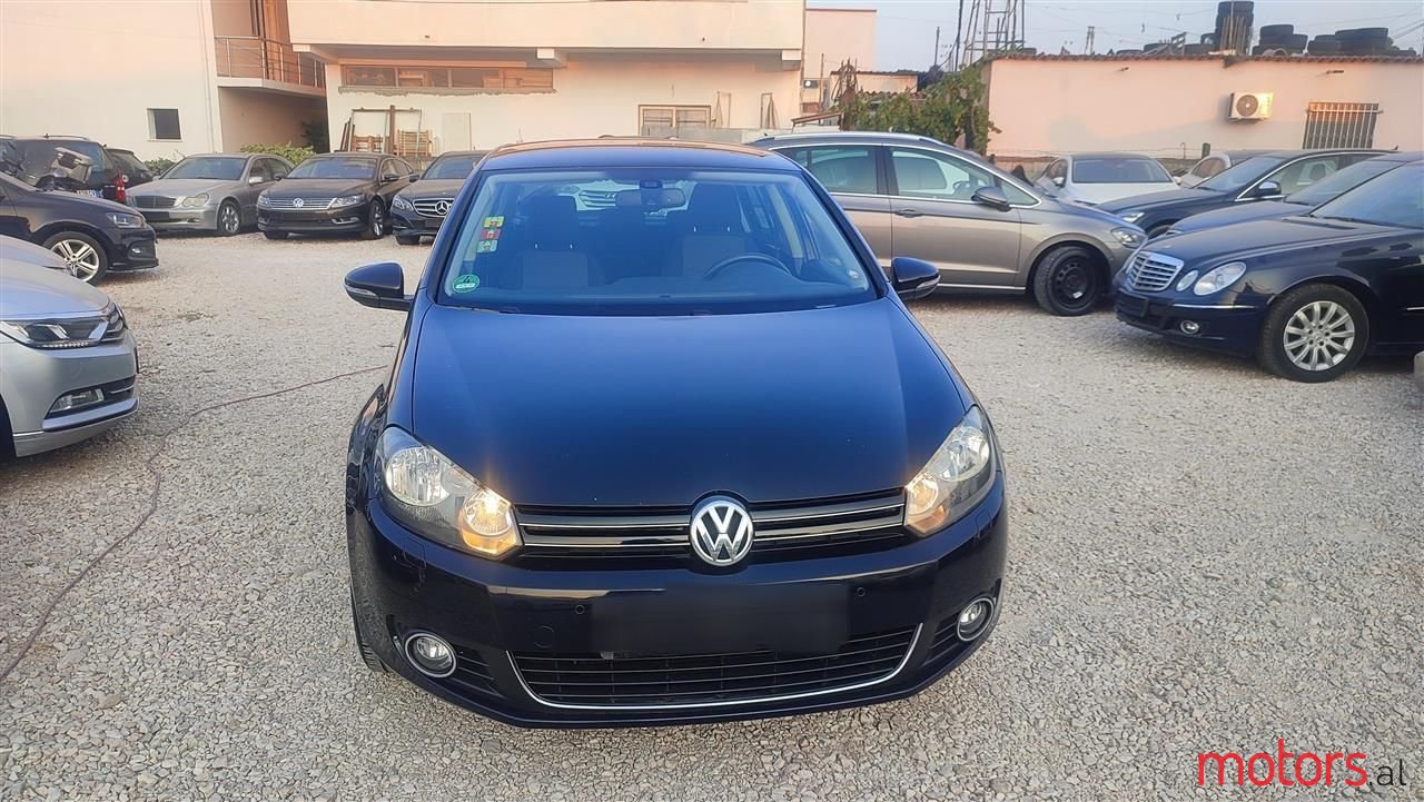 2012' Volkswagen Golf photo #6