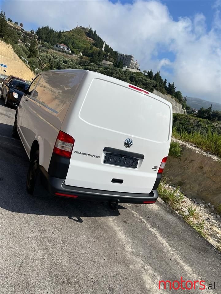 2015' Volkswagen T5 Transporter photo #3