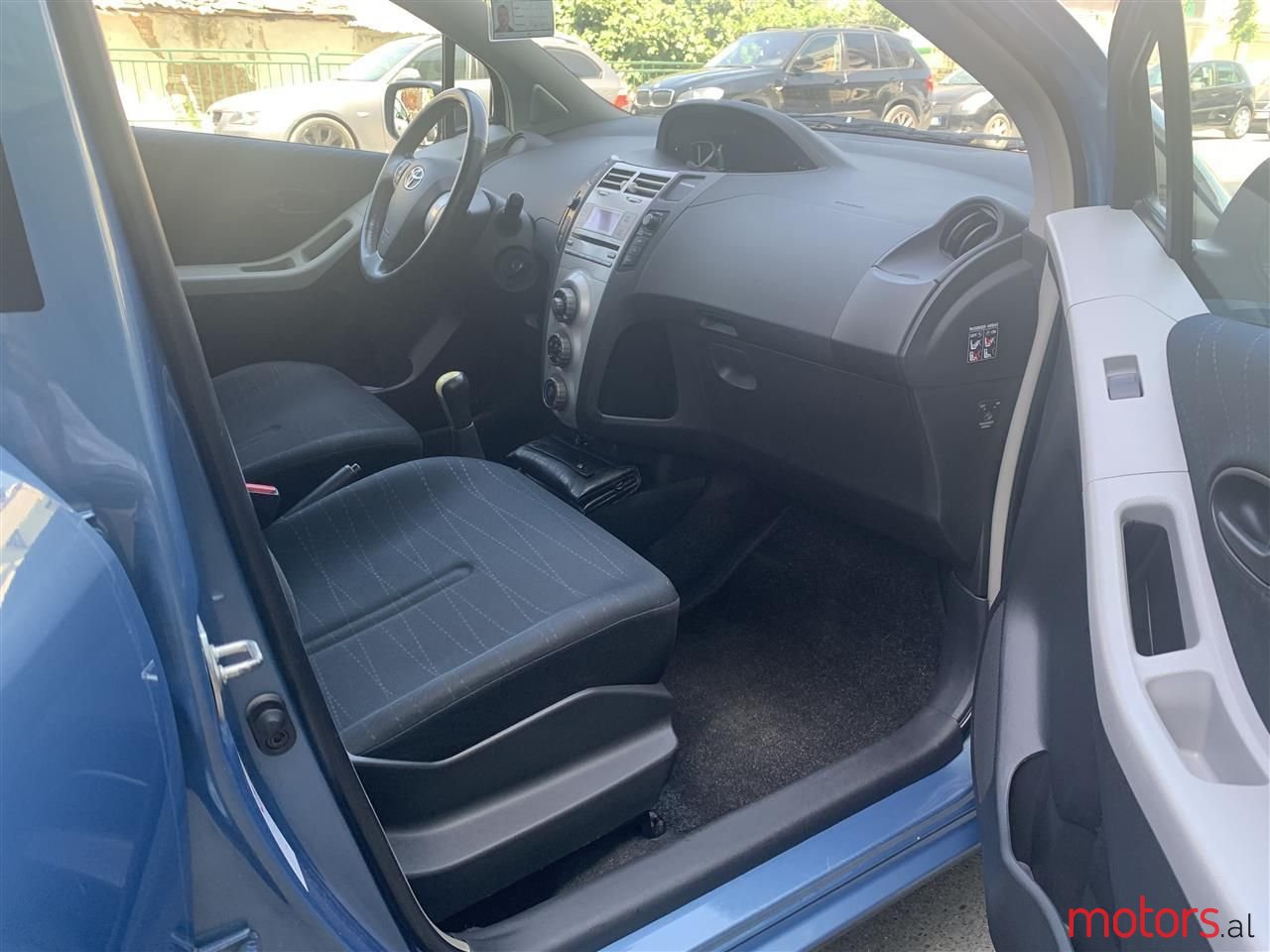 2006' Toyota Yaris photo #3