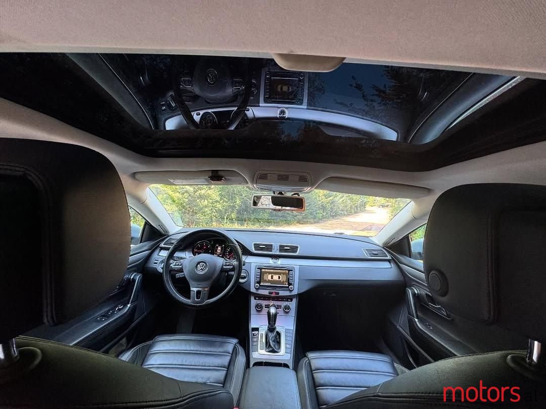 2015' Volkswagen Passat photo #4