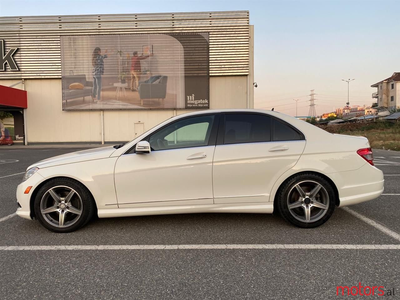 2010' Mercedes-Benz C 250 photo #2