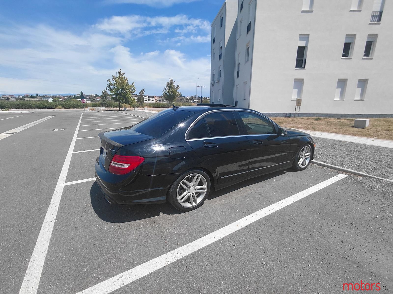 2012' Mercedes-Benz C 300 photo #5