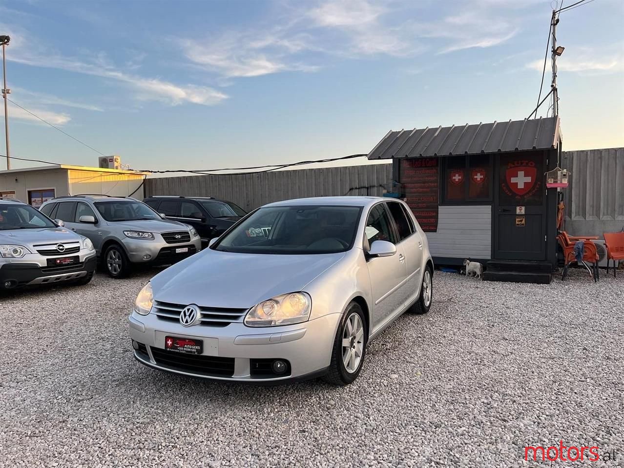 2006' Volkswagen Golf photo #1
