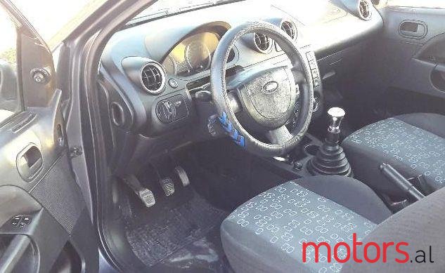 2005' Ford Fiesta photo #1