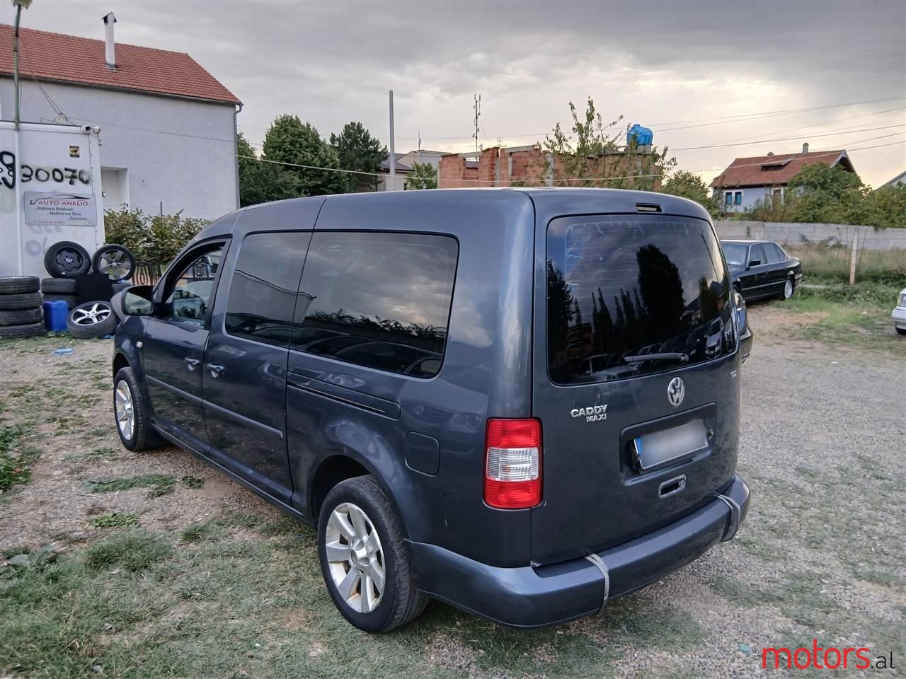 2010' Volkswagen Caddy photo #4