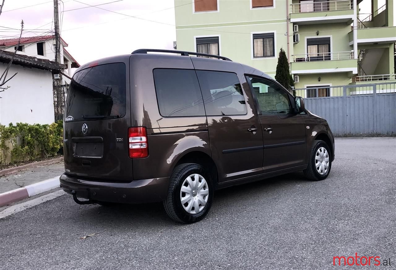 2011' Volkswagen Caddy photo #3