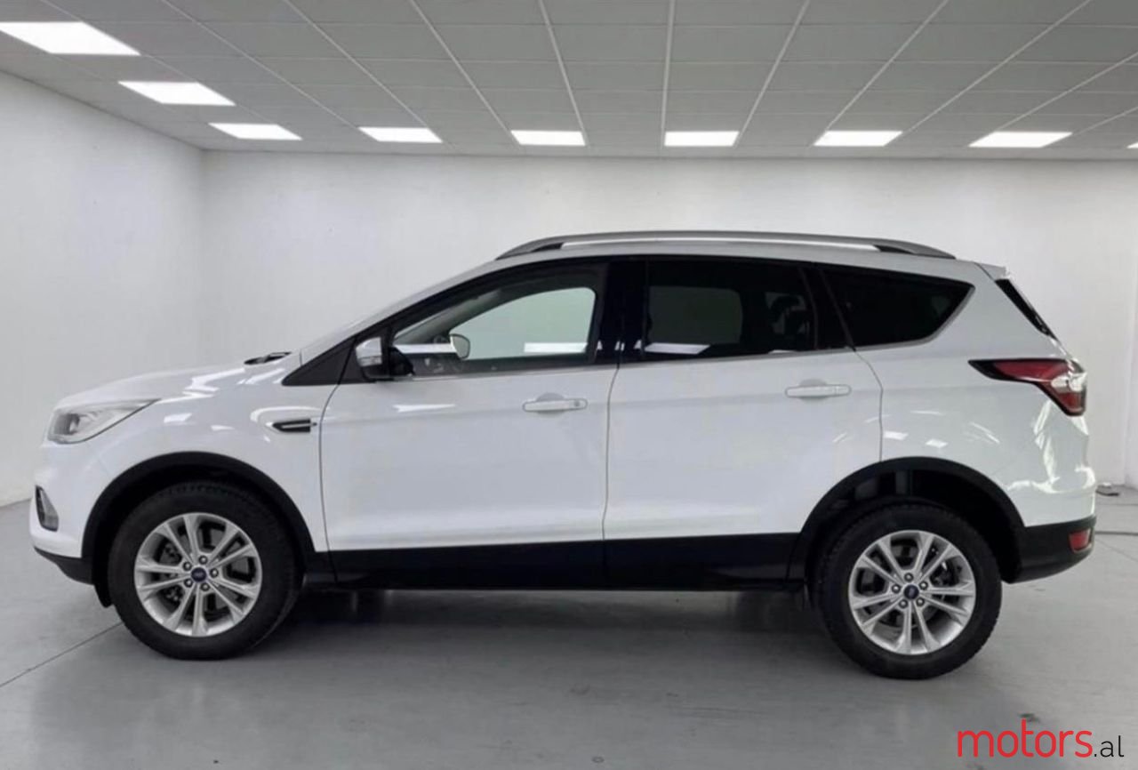 2017' Ford Kuga photo #1