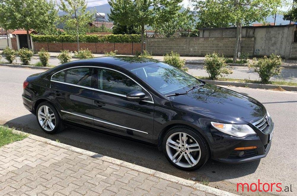 2009' Volkswagen Passat CC photo #1