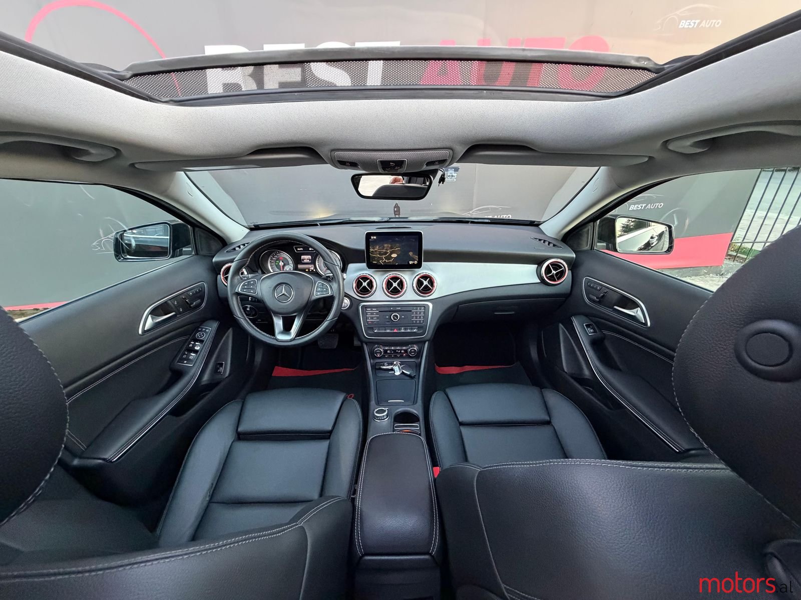 2016' Mercedes-Benz GLA 200 photo #2