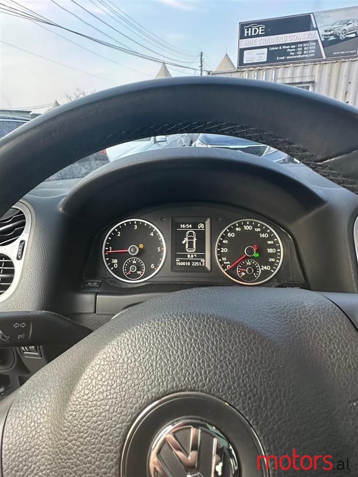 2013' Volkswagen Tiguan photo #4