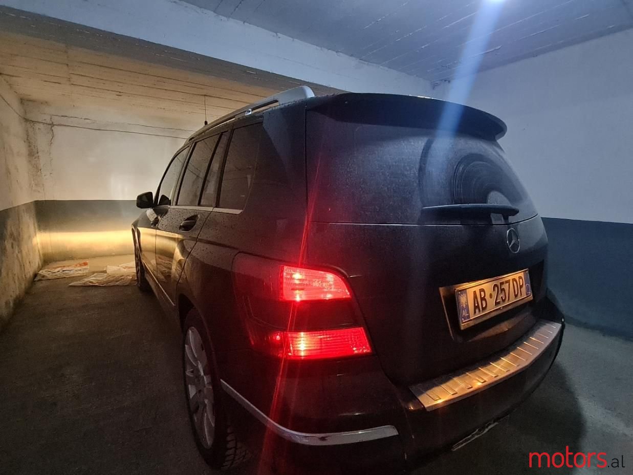 2010' Mercedes-Benz GLK 220 photo #6