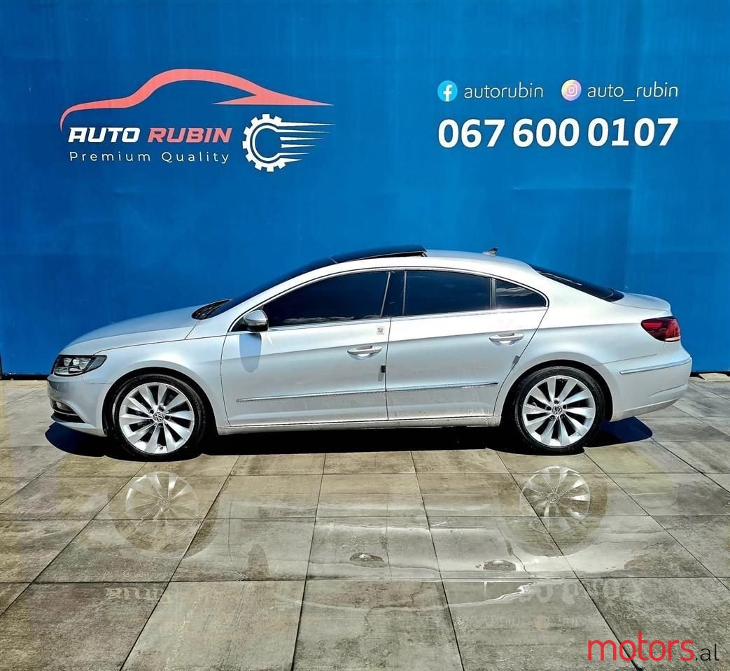 2013' Volkswagen Passat photo #2