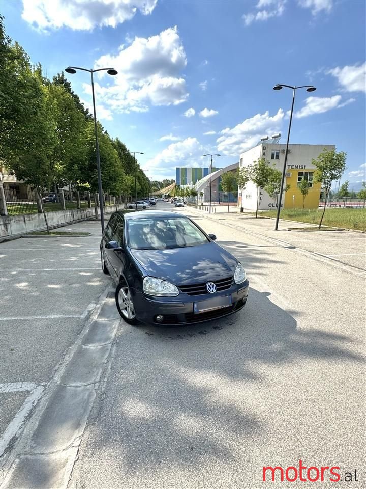 2006' Volkswagen Golf photo #1