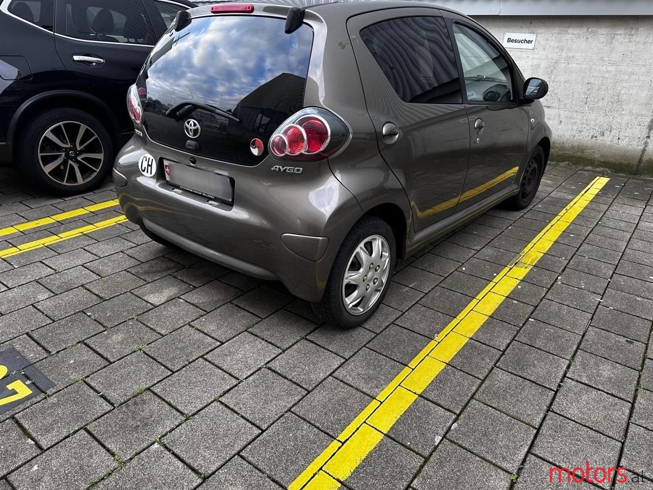 2013' Toyota Aygo photo #2