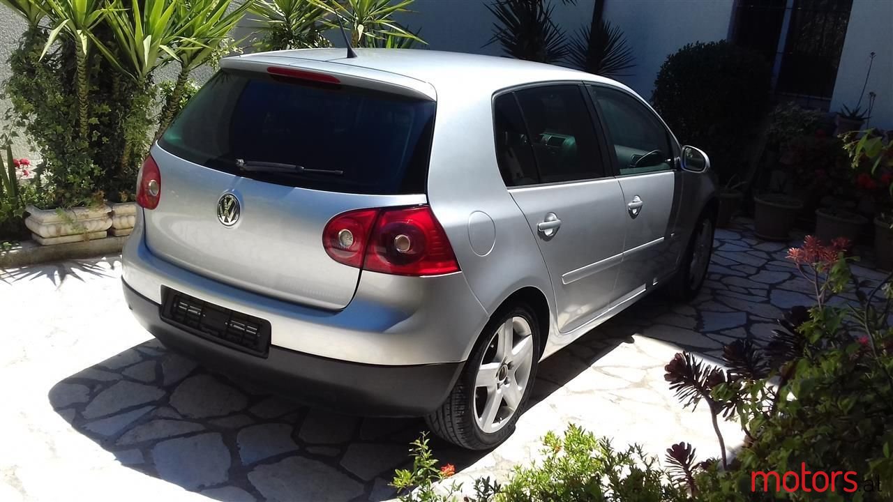 2007' Volkswagen Golf photo #4