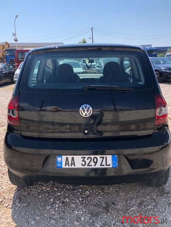 2005' Volkswagen Fox photo #5