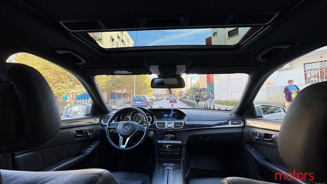 2014' Mercedes-Benz E 220 photo #5