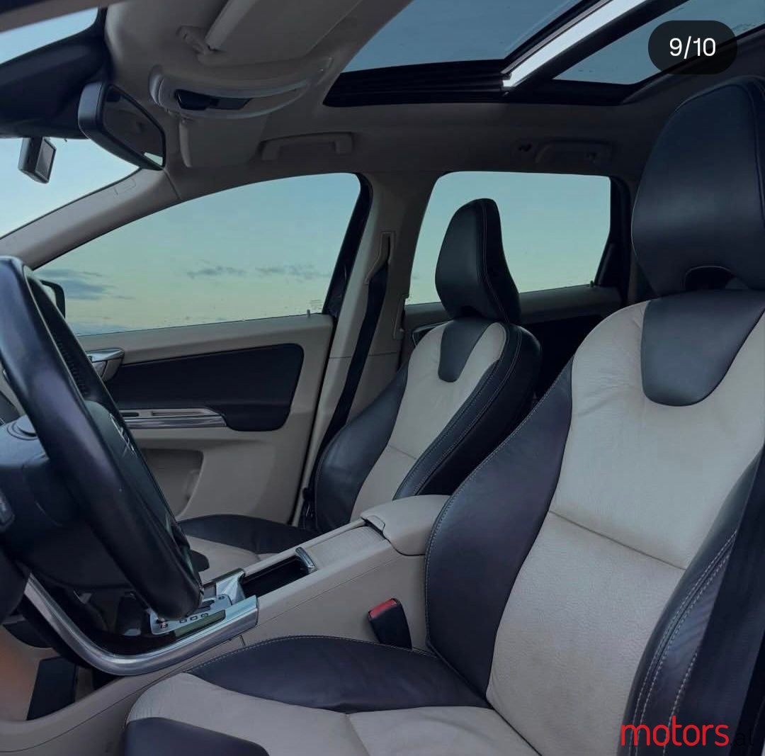 2012' Volvo Xc 60 photo #3