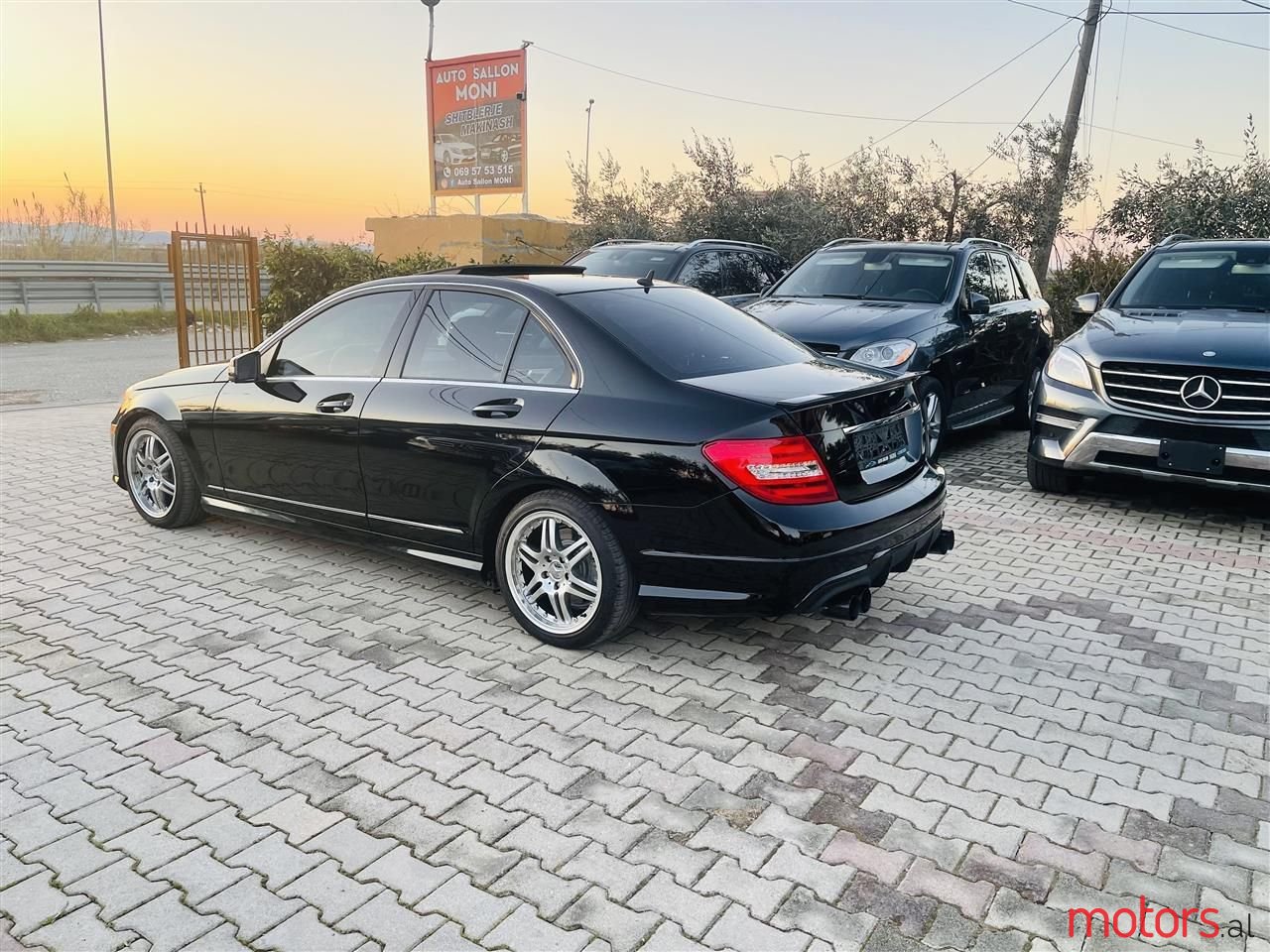 2012' Mercedes-Benz C 250 photo #5