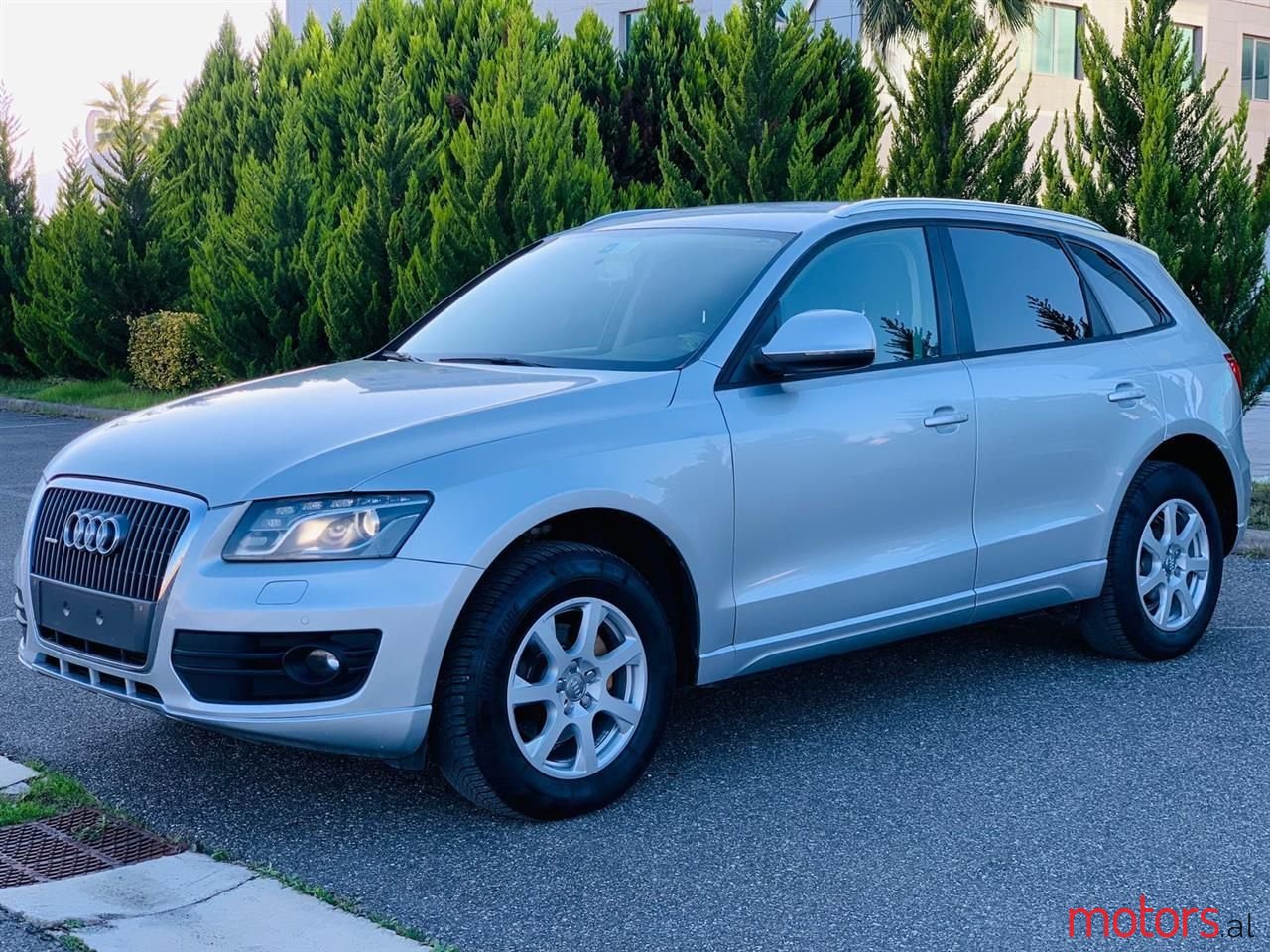 2010' Audi Q5 photo #2