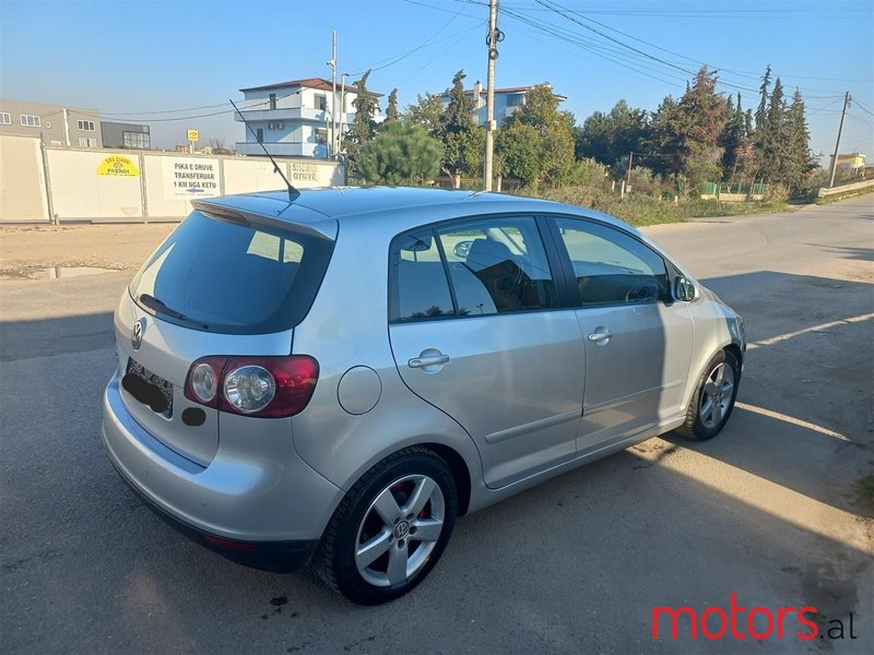2007' Volkswagen Golf Plus photo #5