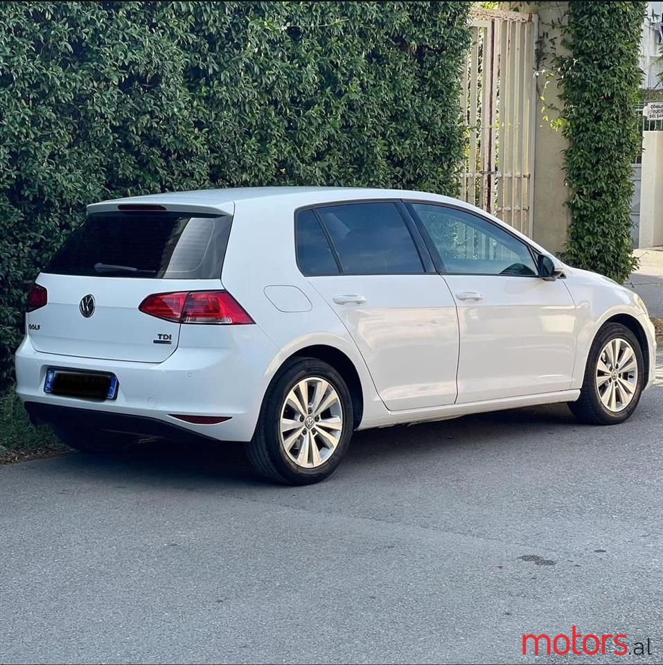 2014' Volkswagen Golf photo #6