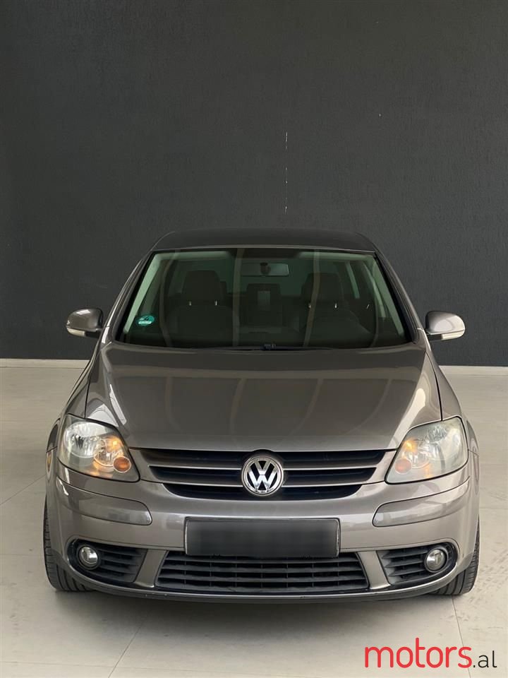 2007' Volkswagen Golf Plus photo #1