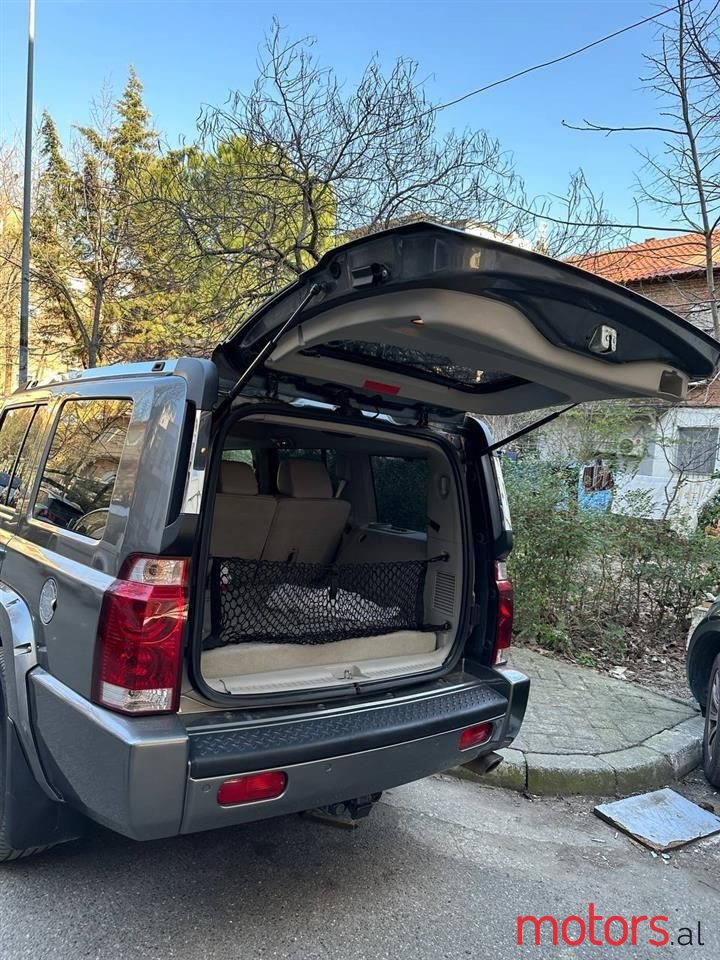 2007' Jeep Commander photo #6