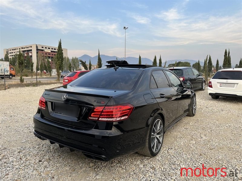 2015' Mercedes-Benz E 63 AMG photo #4