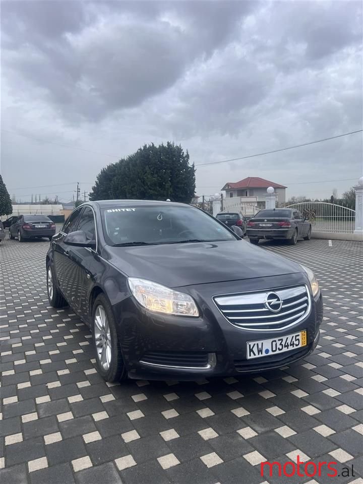 2010' Opel Insignia photo #4