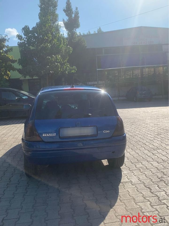 2001' Renault Clio photo #4