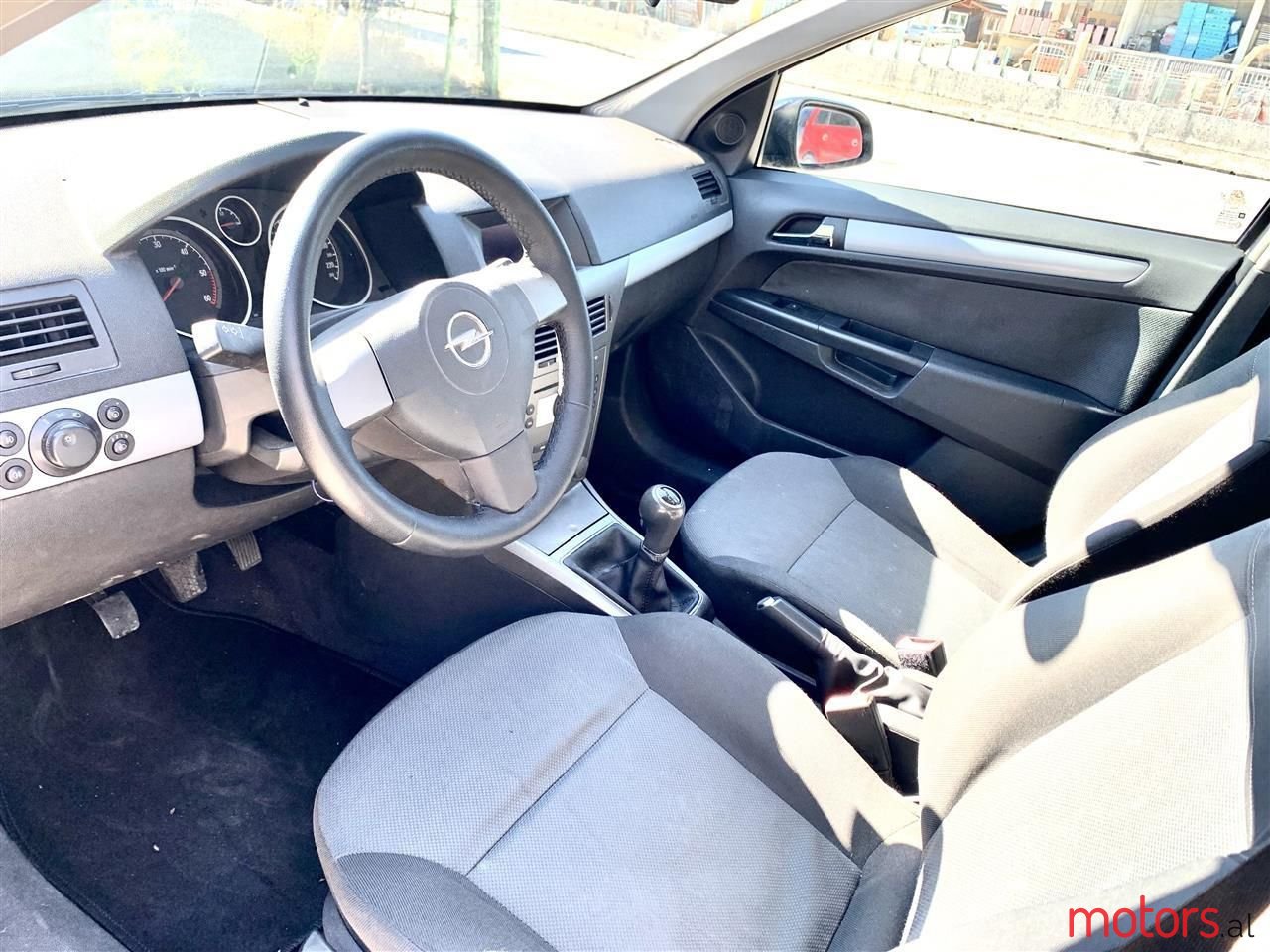 2007' Opel Astra photo #3