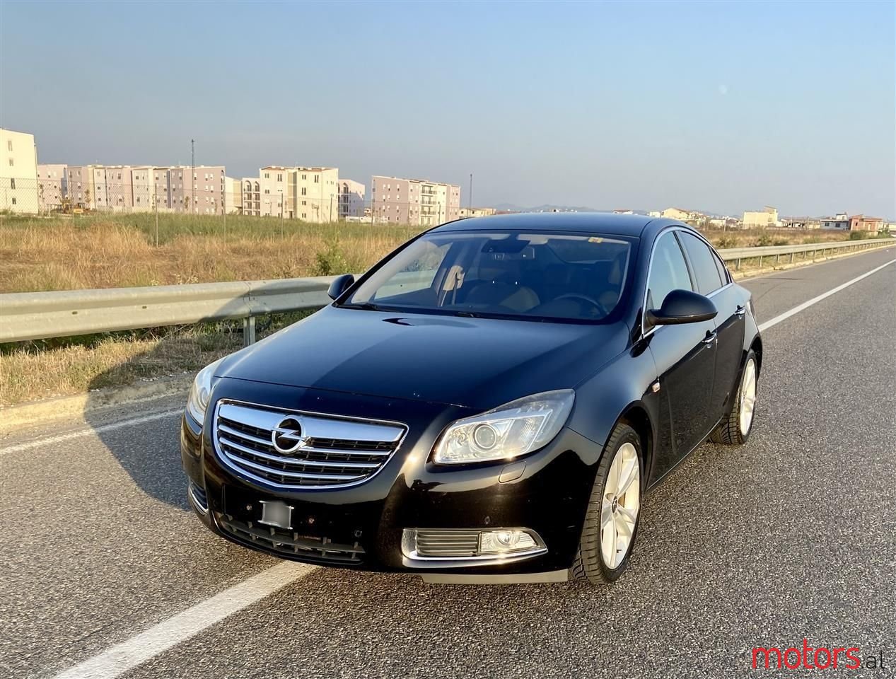 2010' Opel Insignia photo #3