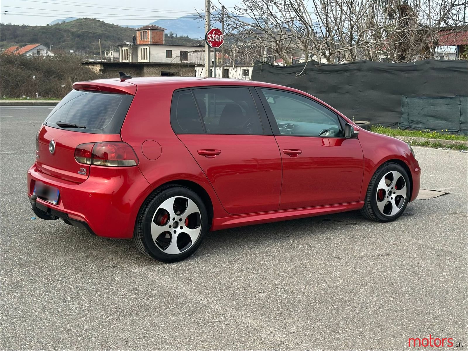 2010' Volkswagen Golf photo #6