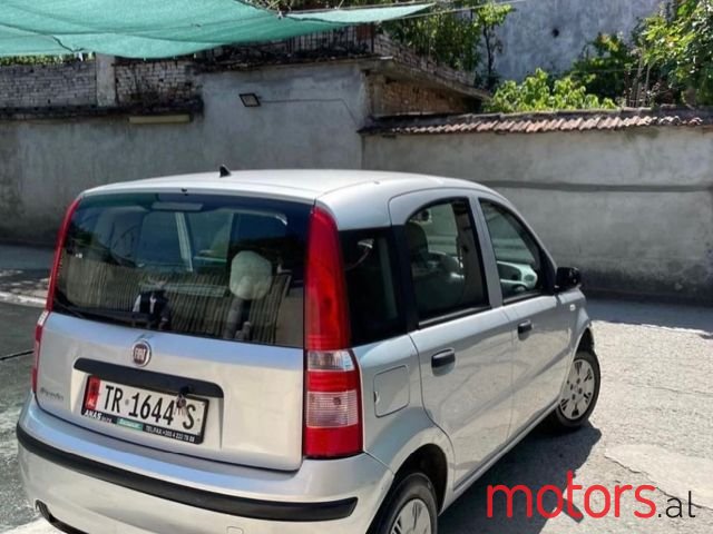 2009' Fiat Panda photo #4