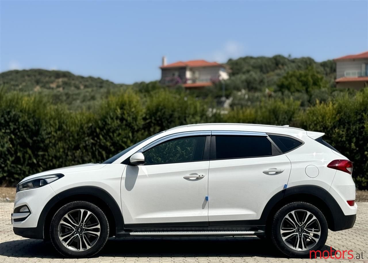 2016' Hyundai Tucson photo #5