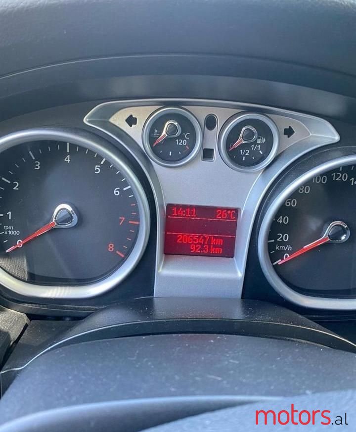 2010' Ford Focus photo #2